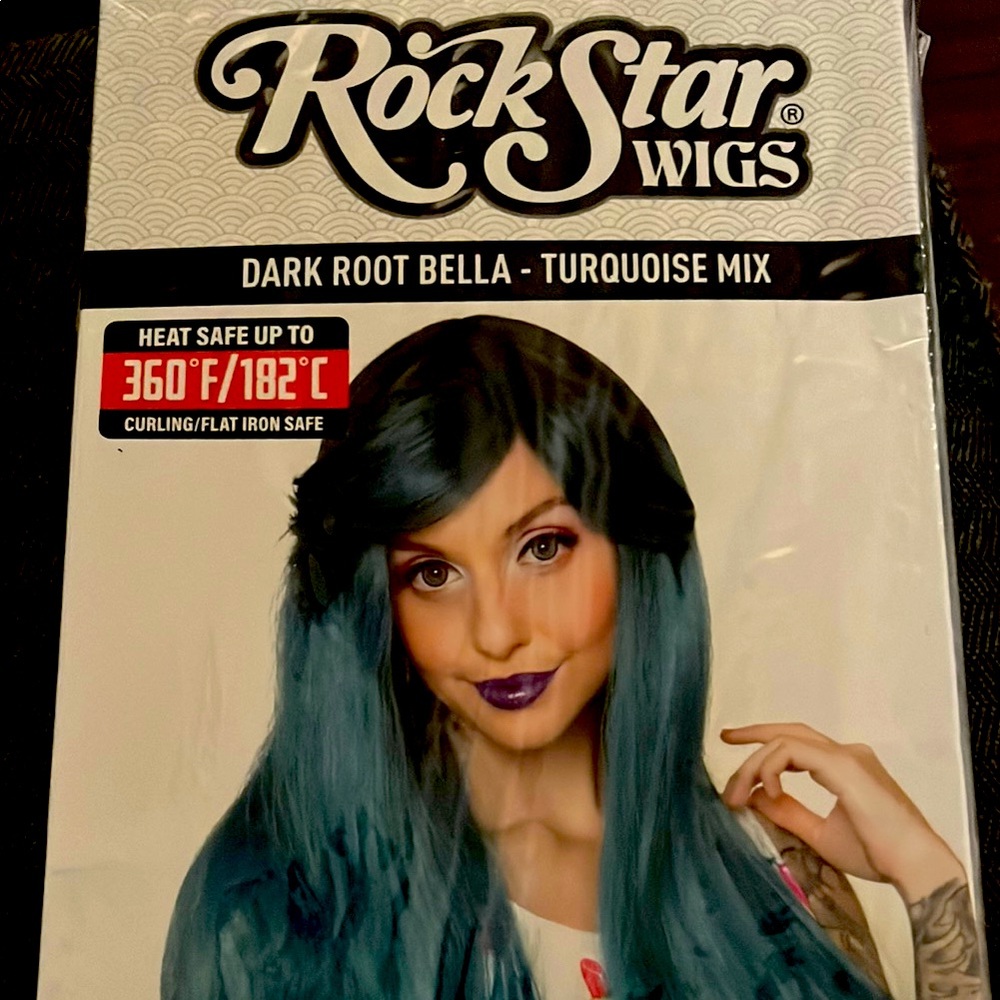 Festival Turquoise Mix wig